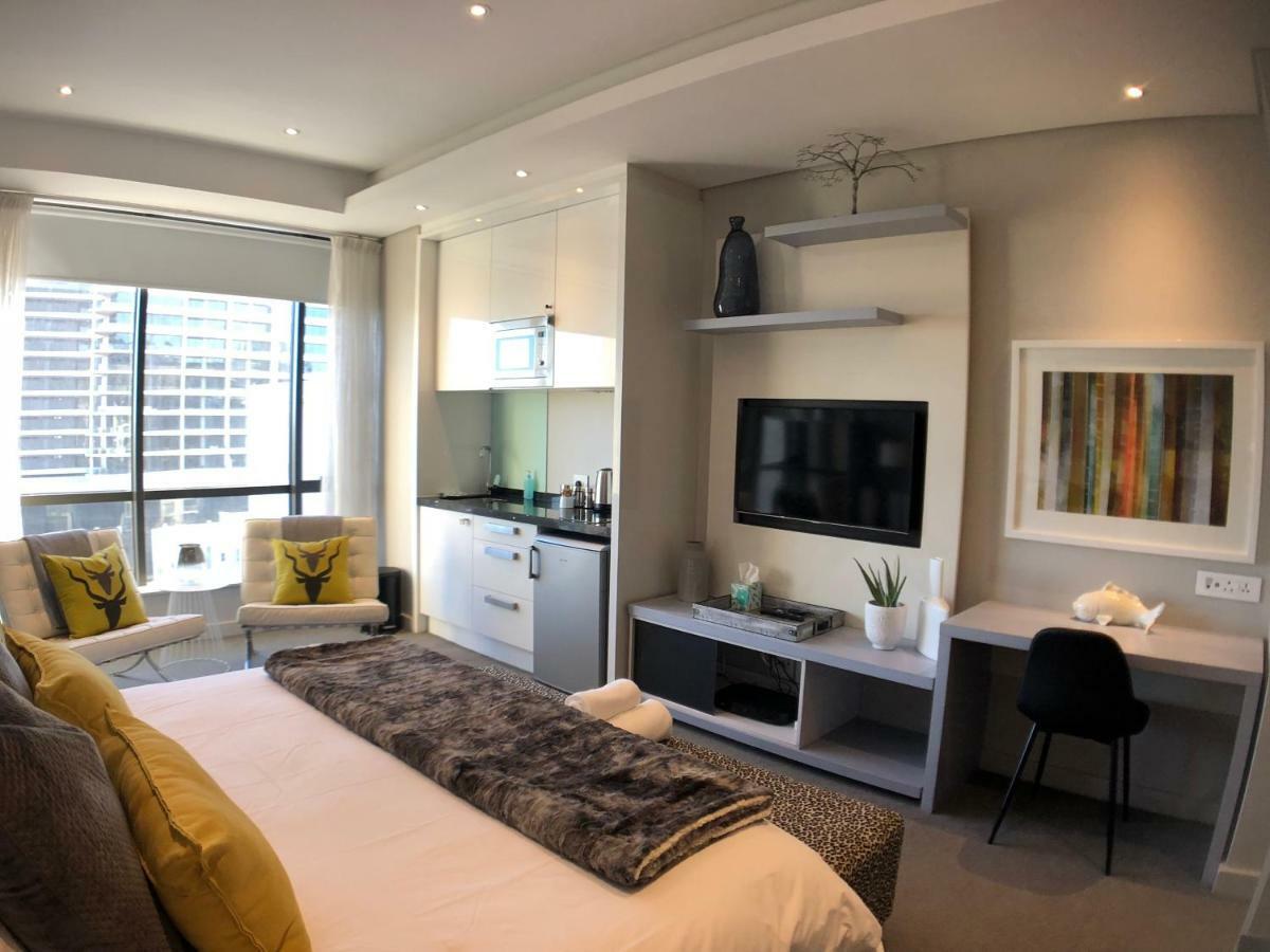Sandton Skye Suites Johannesburg Dış mekan fotoğraf